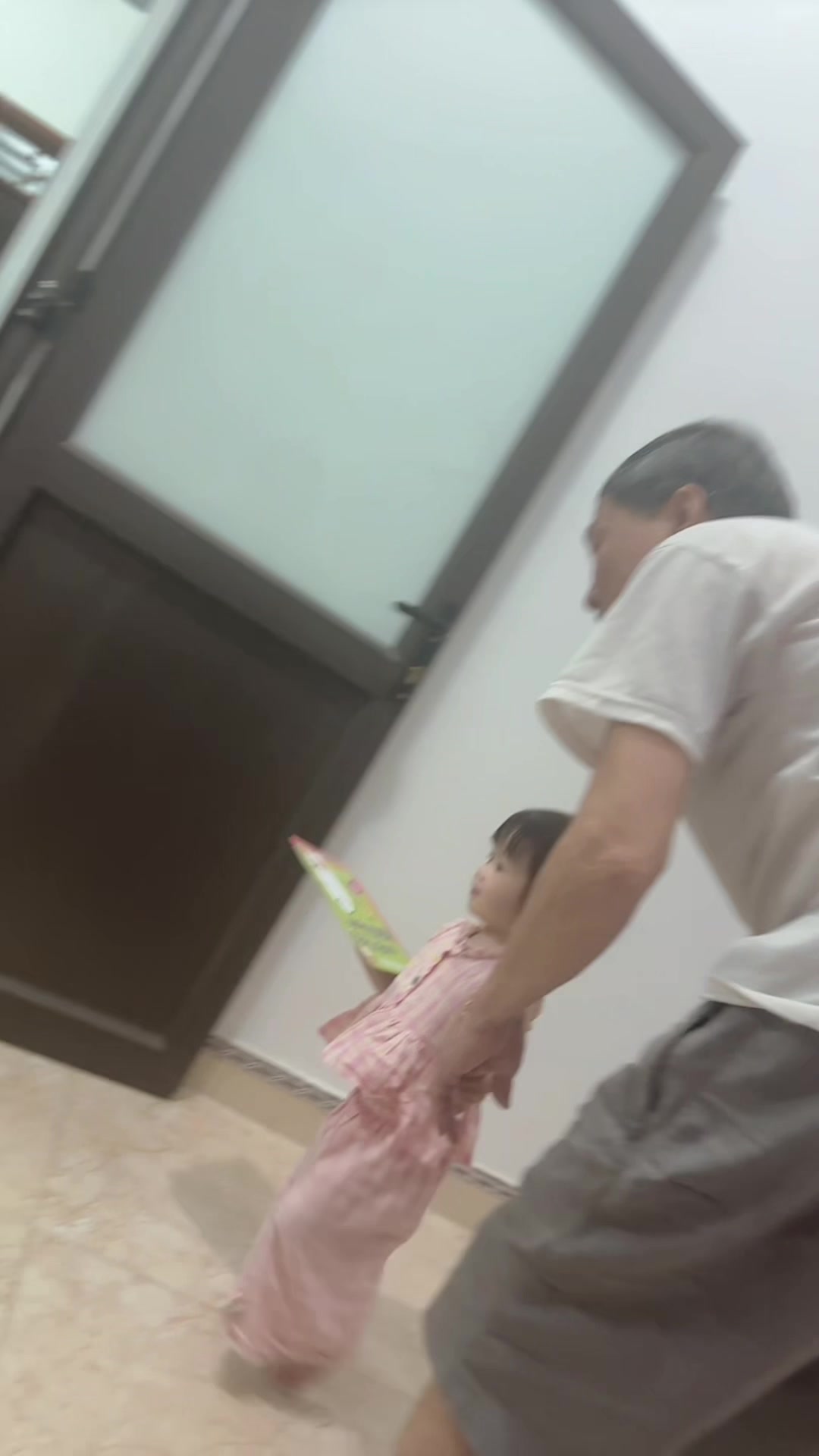 @Ho&agrave;ng Khả Ng&acirc;n