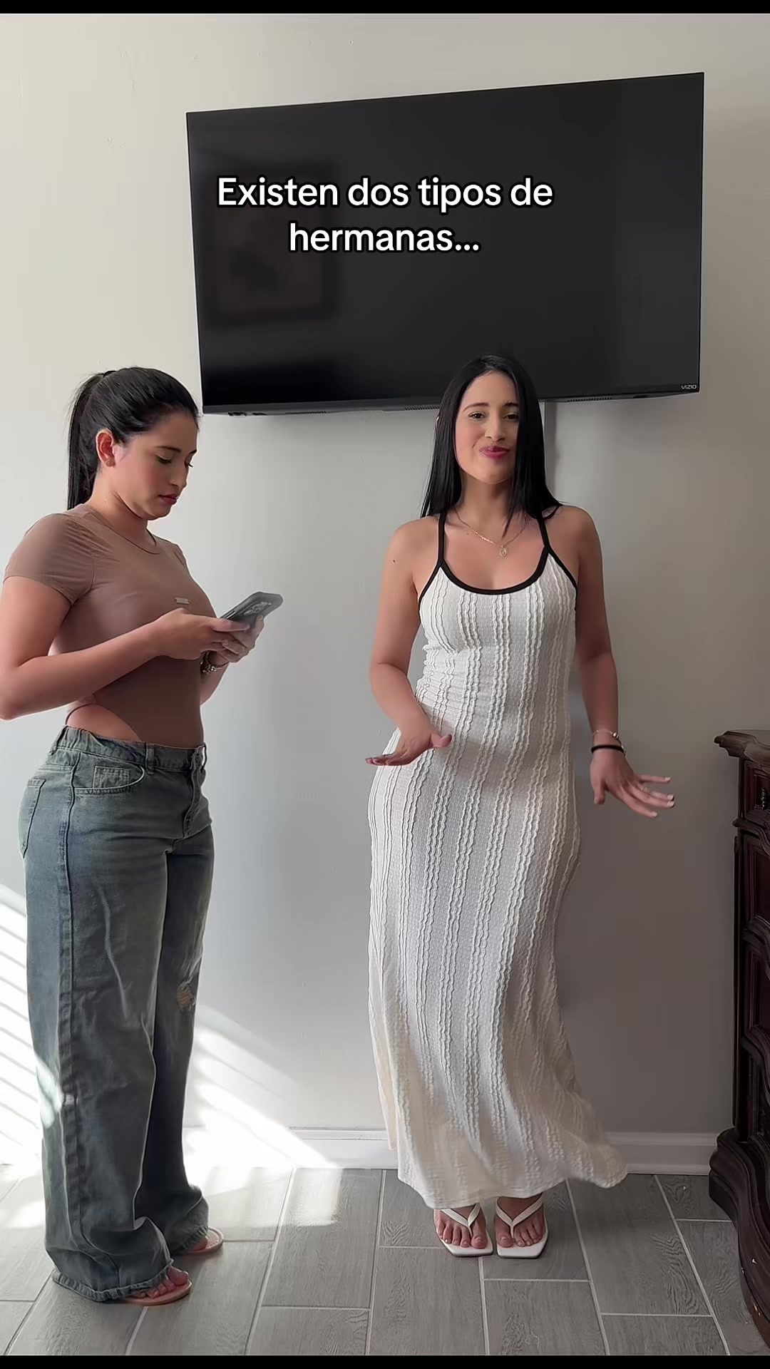 Jassmin Abrego 🖤 (@jassminabrego) - Urlebird