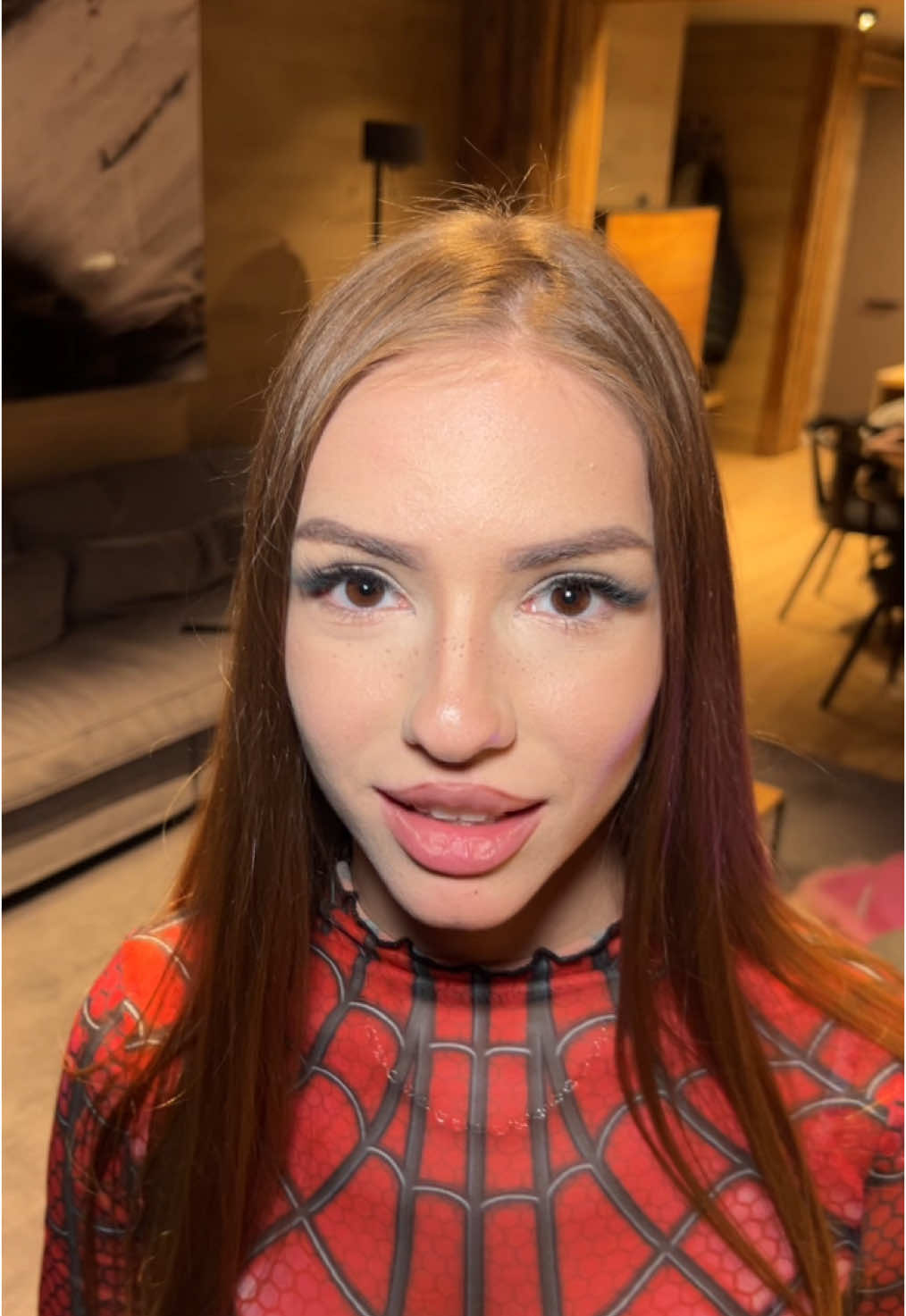 natalipinky0 (@natalipinky0) - Urlebird