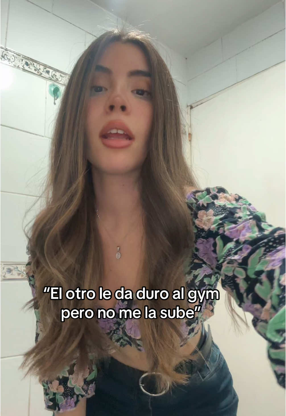 Nahii🌷 (@nahii_caceres) - Urlebird