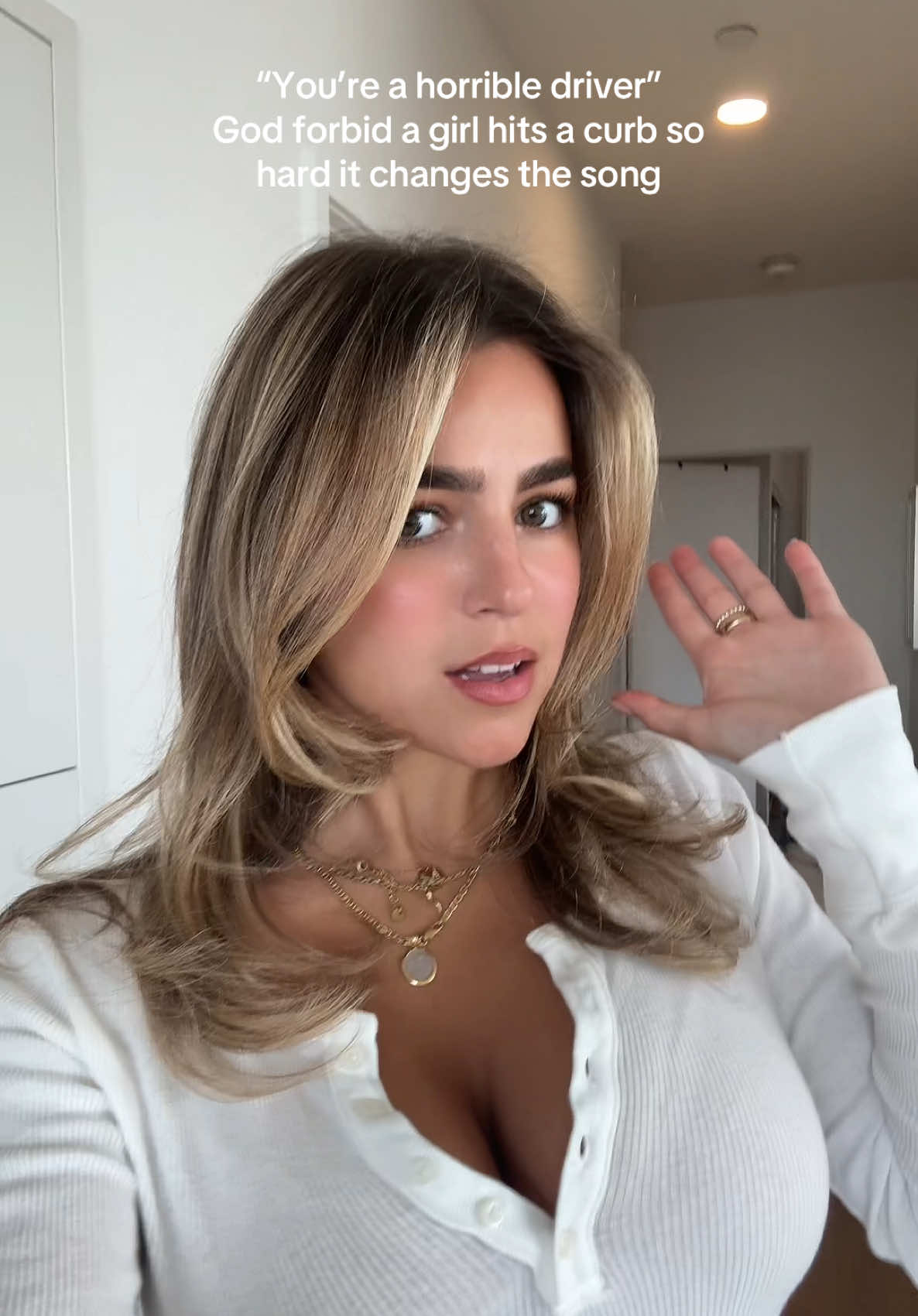 the curb came out of no where Monika Mancini 🦋 (@monikkamancini)