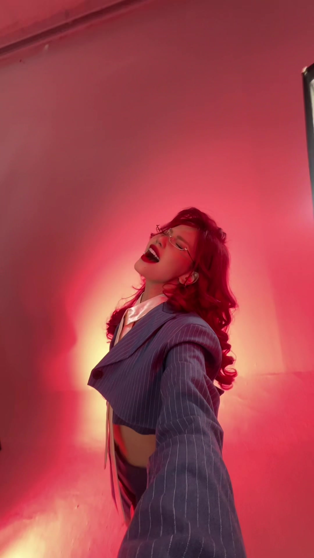 @Ch&acirc;m Sứa  👑