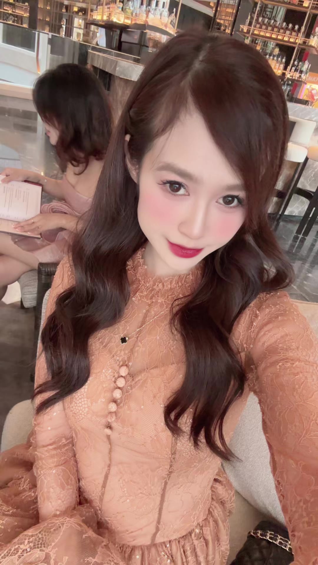 @Ho&agrave;ng Khả Ng&acirc;n