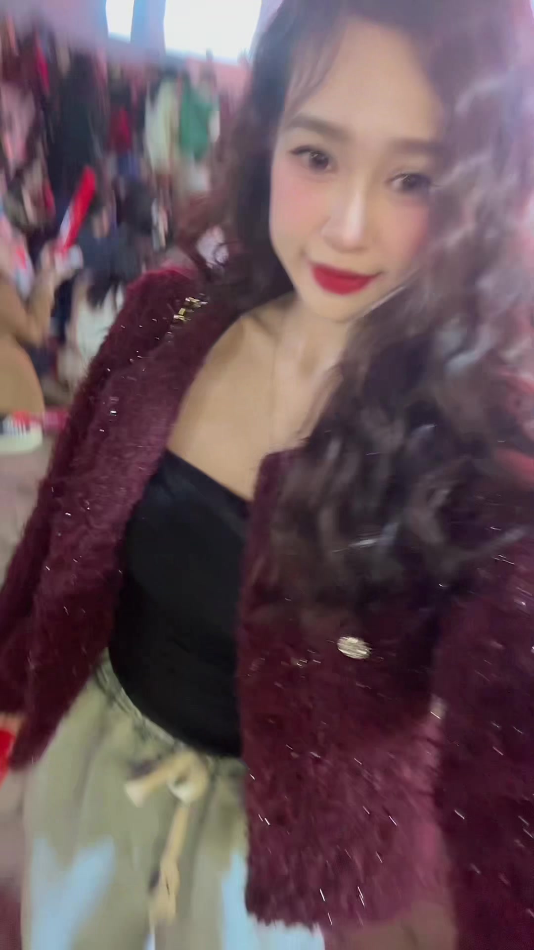 @Ho&agrave;ng Khả Ng&acirc;n