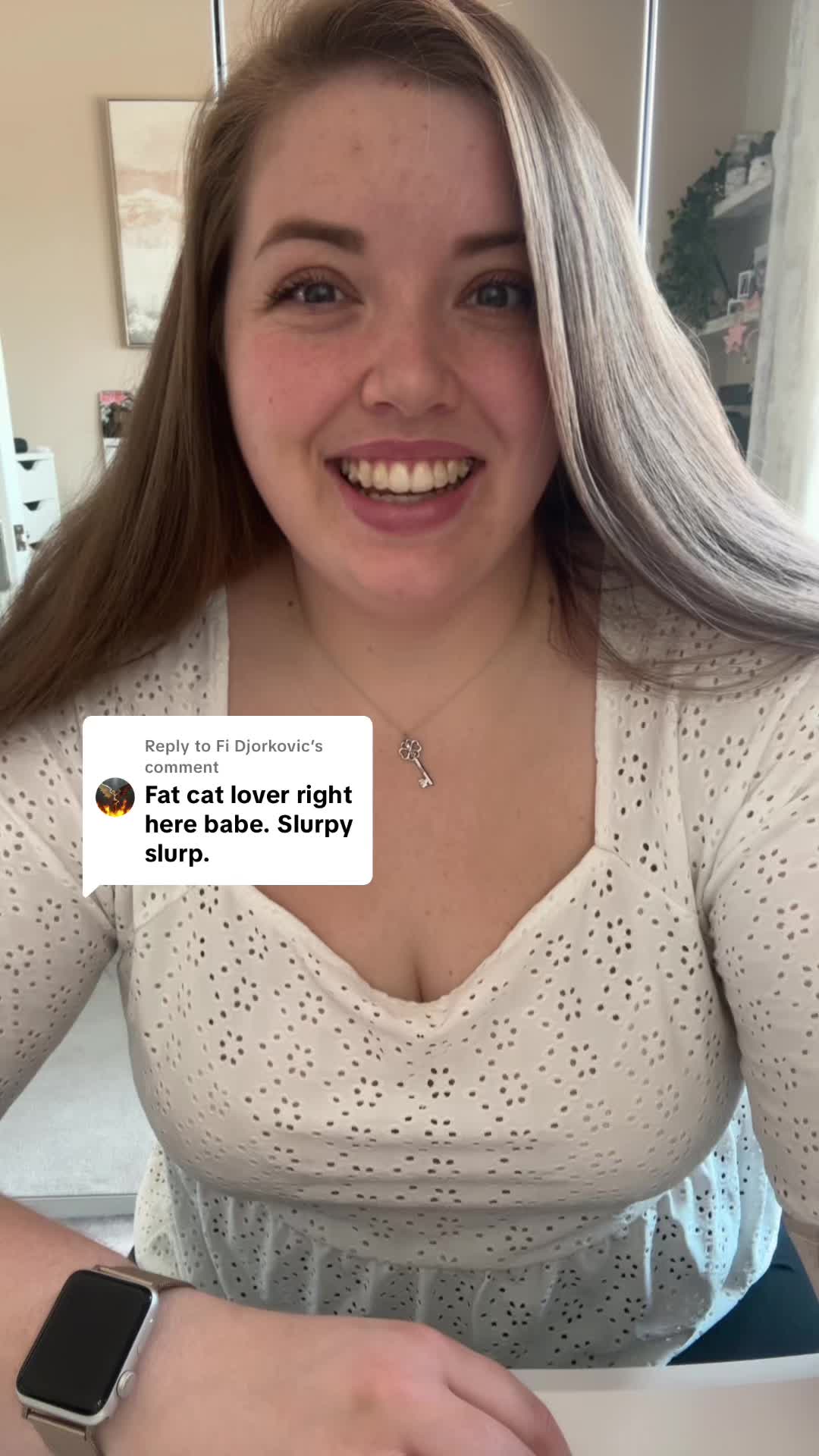 𝒜𝓂𝒷𝑒𝓇 𝐿𝑜𝓊𝒾𝓈𝑒 (@amberhunbun) - Urlebird