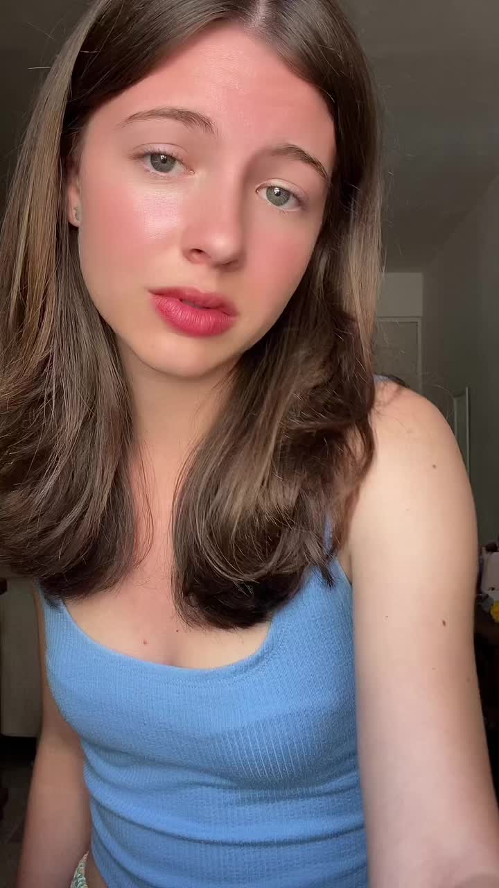 Accidentally falling asleep in front of | Drea 💕 (@pinku_shu)