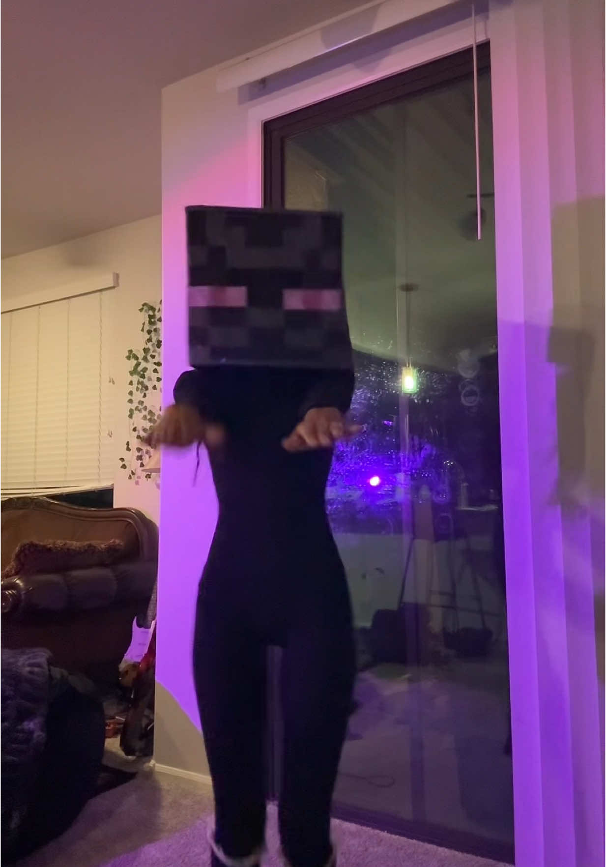 dali fr (@milkhater05) - Urlebird