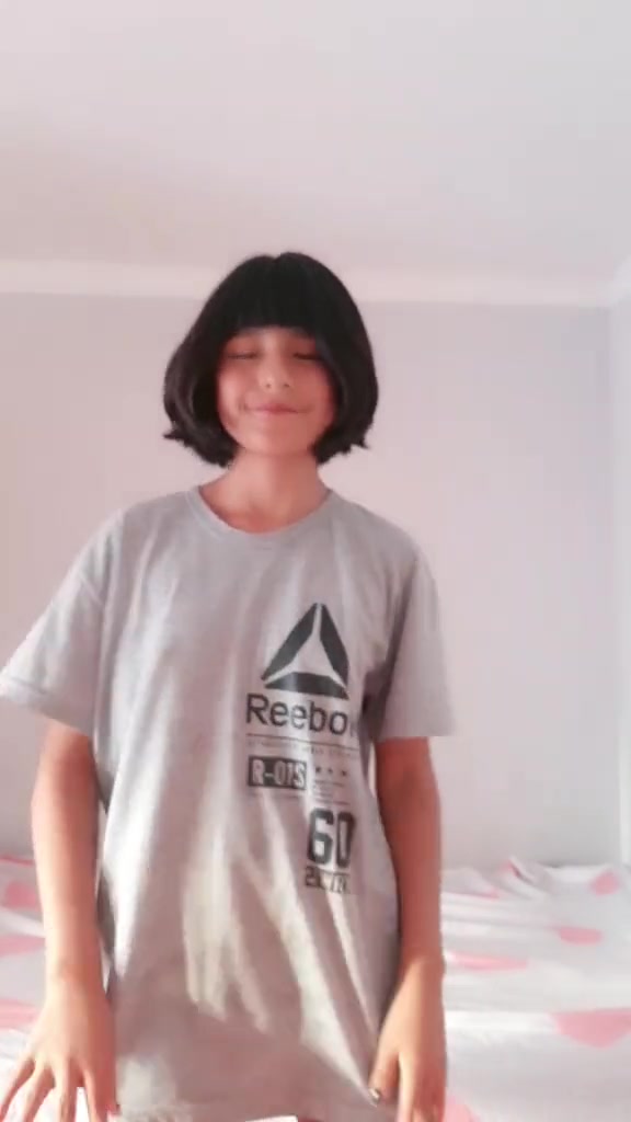 Melina cardenas (@melinacc99) - Urlebird