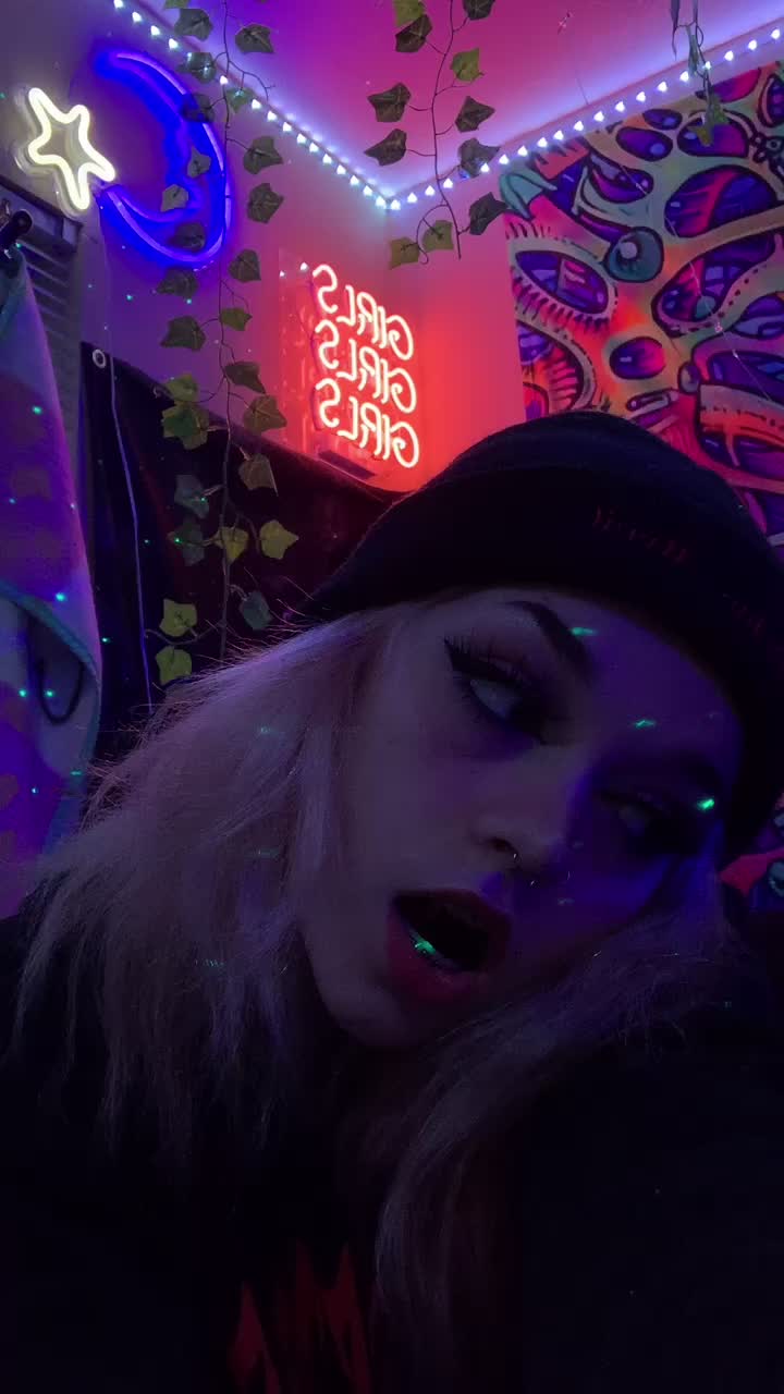 js | alana morse asf (@playboyalana)