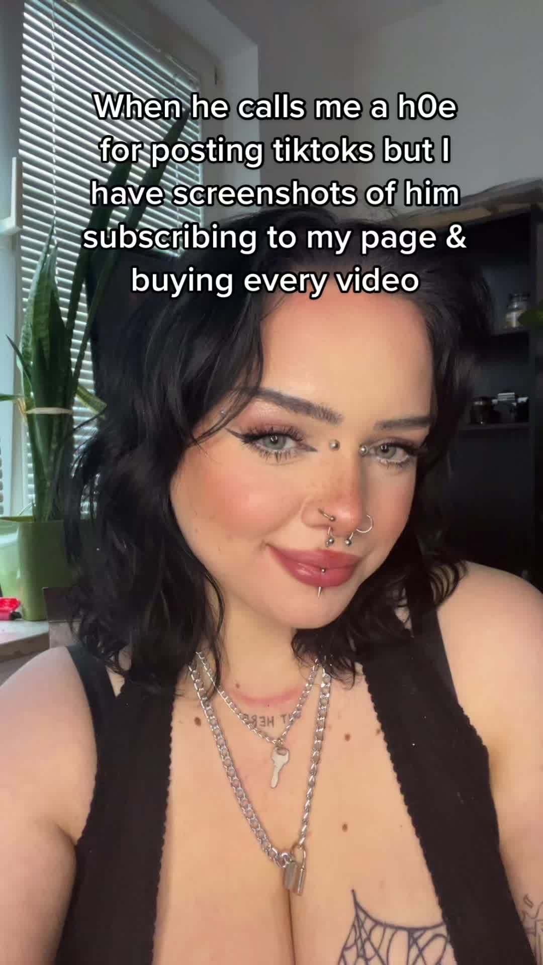 cutiejuliavictoria (@cutestjuliavictoria) - Urlebird