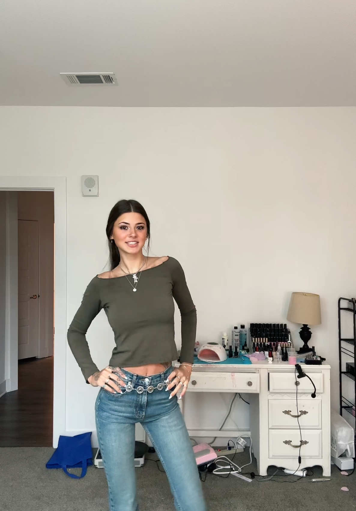 Let em know kenny (@kendeeznutz222)