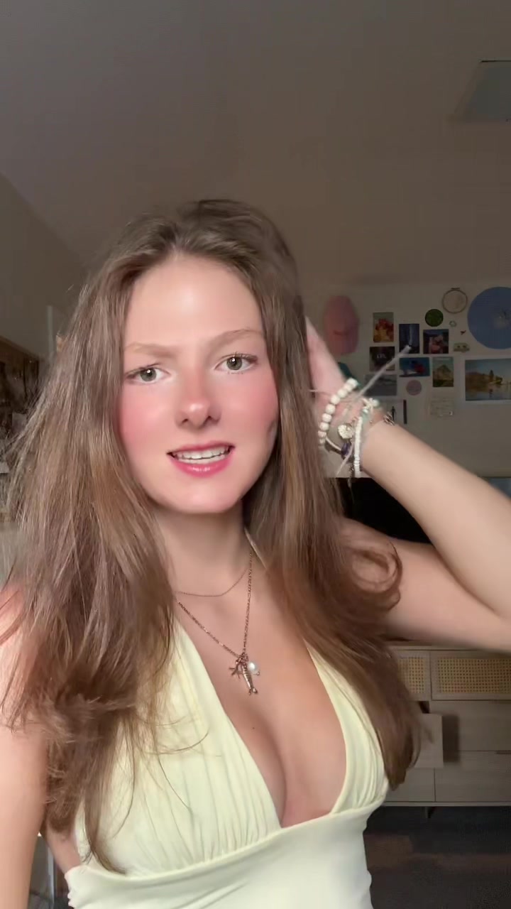 Boy turn that Clairo off and grab u a ajpanella (@ajpanella)