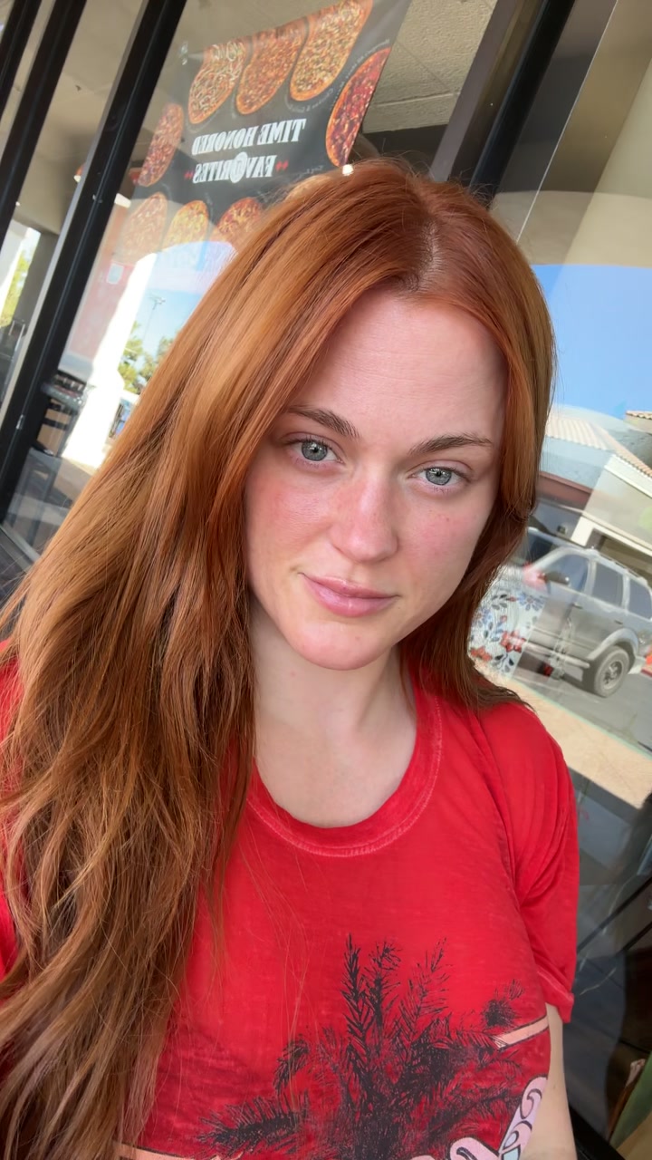 Didn’t ask for a rating on my last vid Unashamed (@unashamedash)