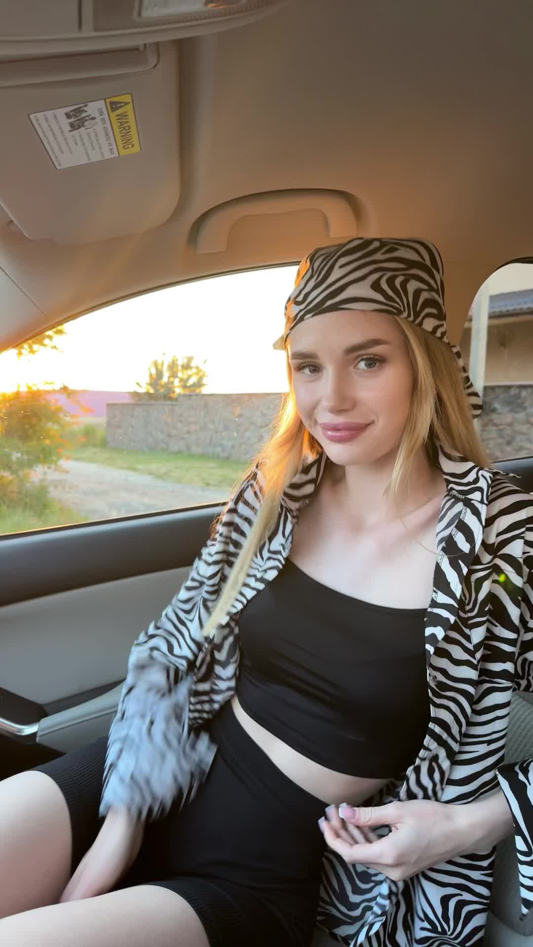 50.38K likes, 3.45K | Sofia White (@sofiwhit)