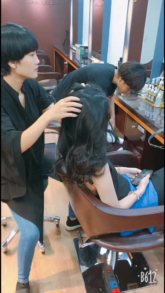 @Kh&aacute;nh barber