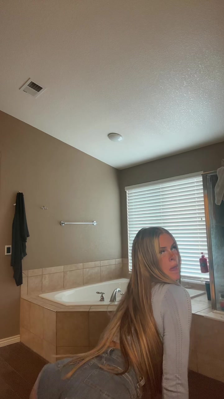 the SpongeBob rapper you didnt know u | cyn (@cynthiajadebabe)