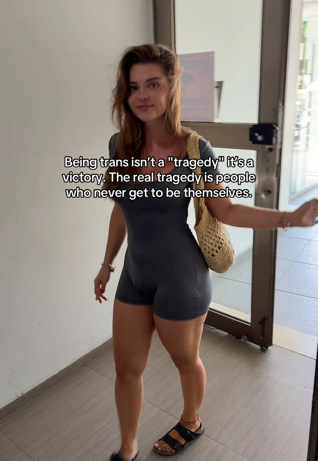 Emma Lex (@emmatsgirl) - Urlebird