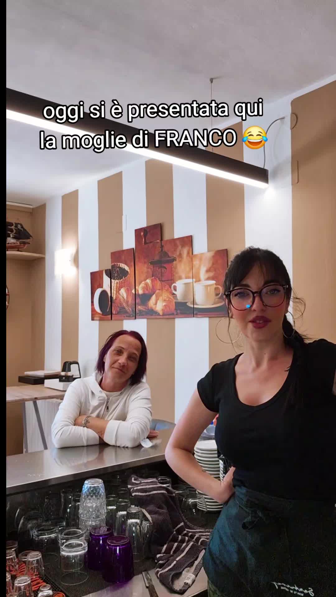 elutza89 barista di tik tok (@elutza89) - Urlebird