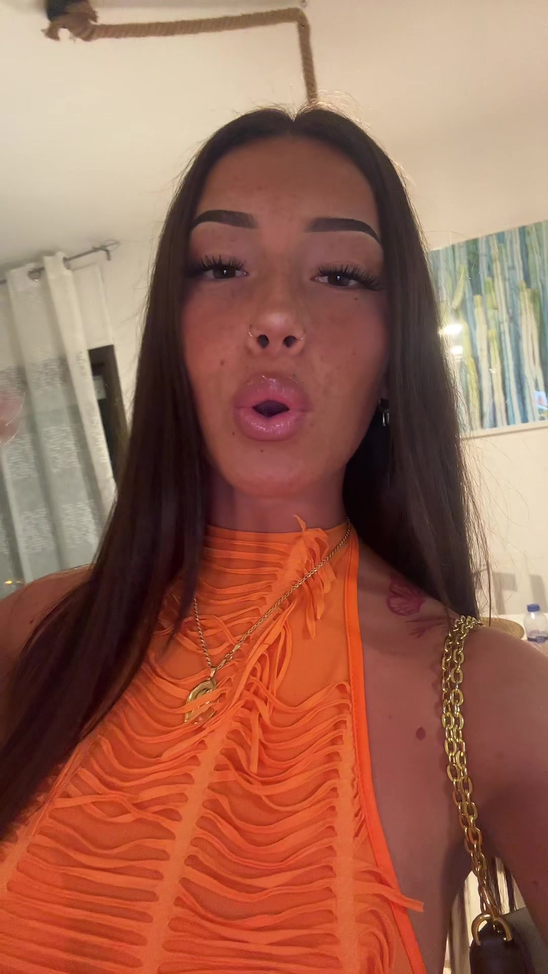 chiarita (@chiaaarita) - Urlebird