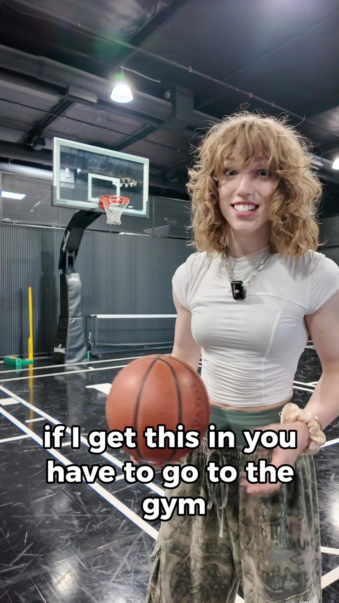 Evie (@eviedotgym) - Urlebird