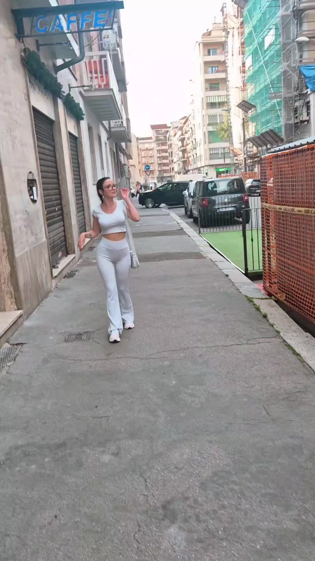 elutza89 barista di tik tok (@elutza89) - Urlebird