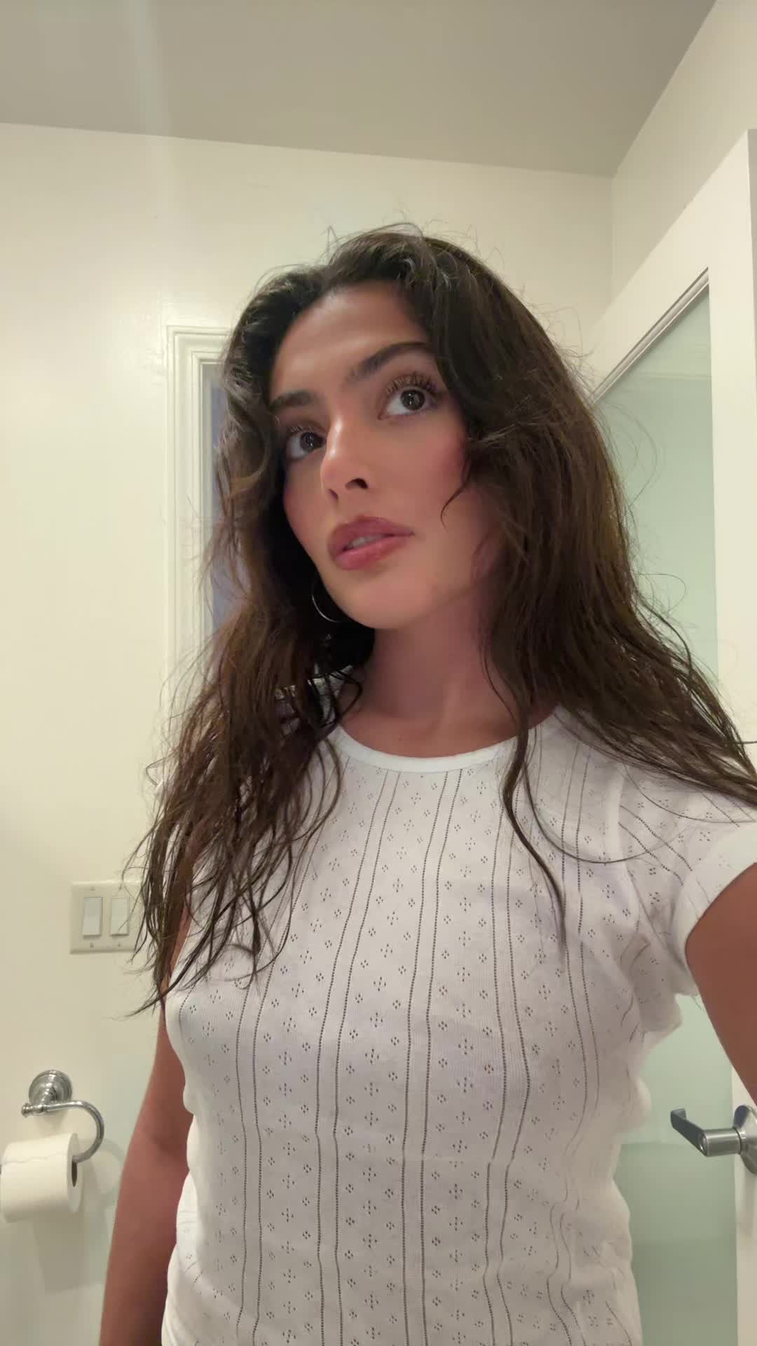 El #2 en tu Instagram está enamorad@ de Tiara Apice💋👑 (@tiara.apice)