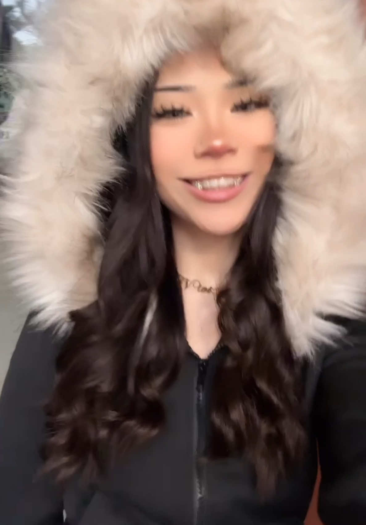 vivi2freaky (@vivi2freaky) - Urlebird