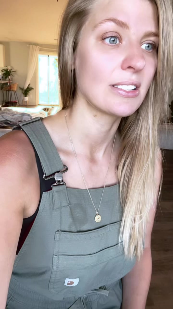 NeedyNovember (@needynovember) - Urlebird