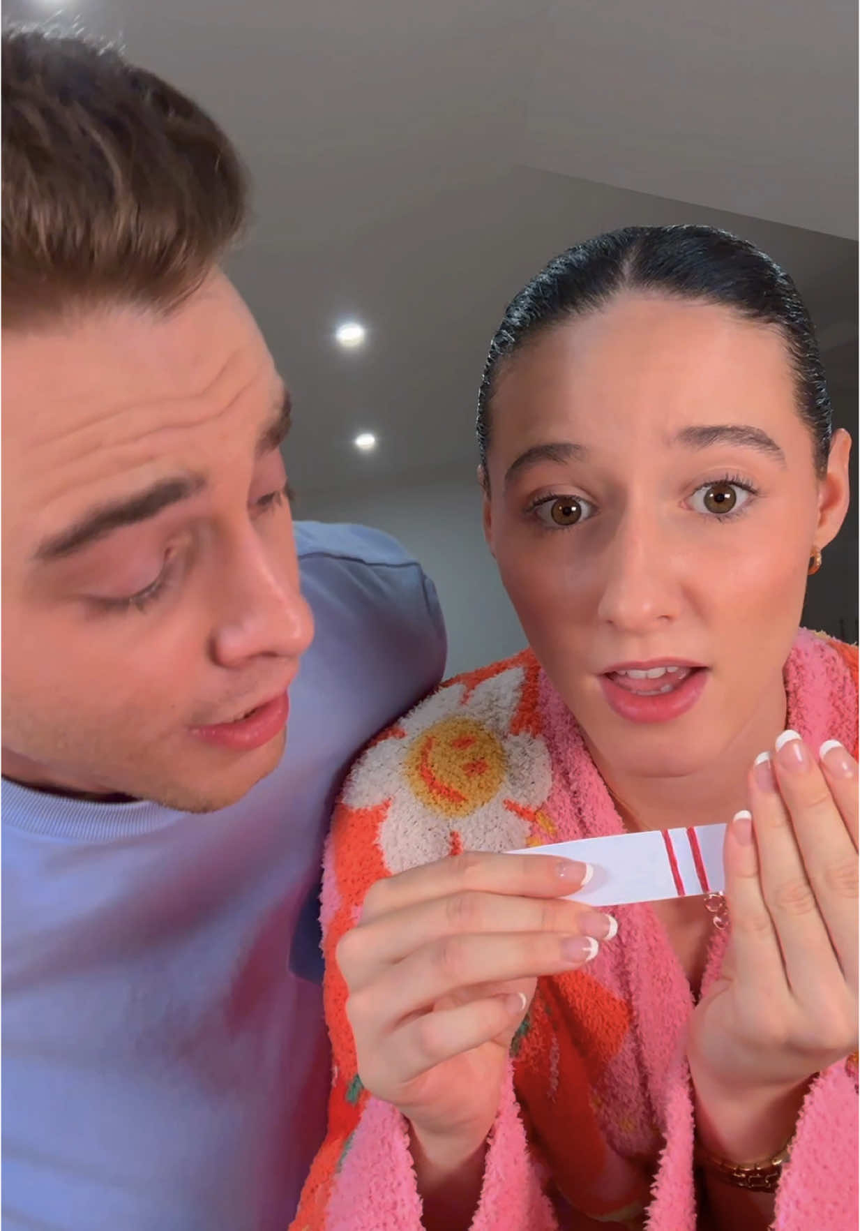 James & Jasmin (@jamesandjasmin) - Urlebird