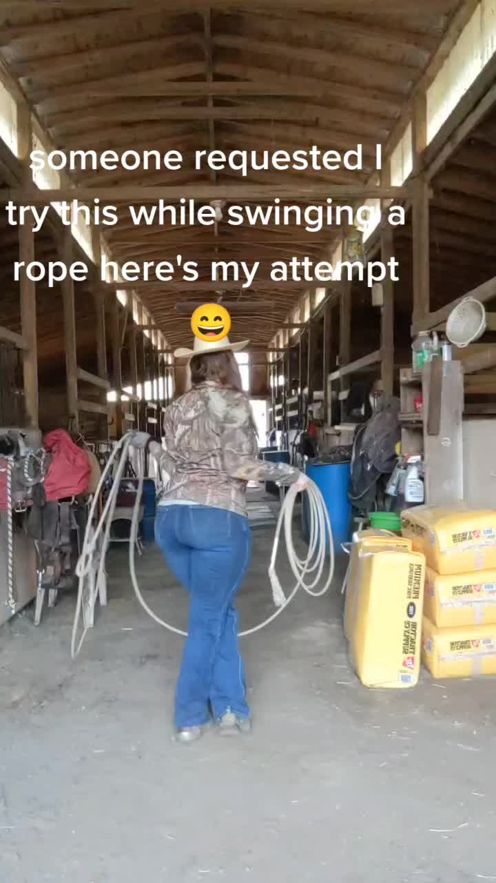 I am just learning how to use a rope so SpursNLace (@spursnlacebackup)