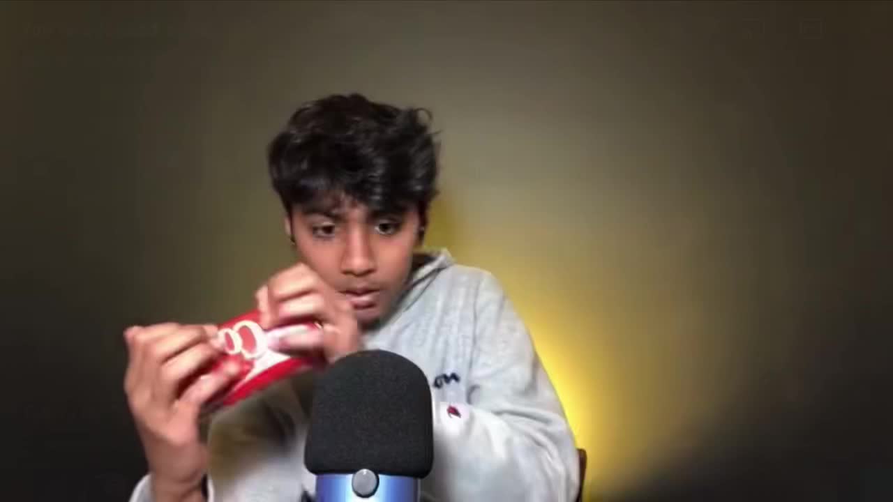 Winkeyy (@asmr_winkey) - Urlebird