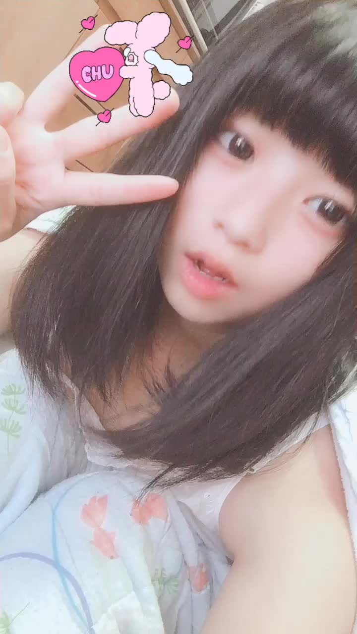 一青ちゃん　乳首 