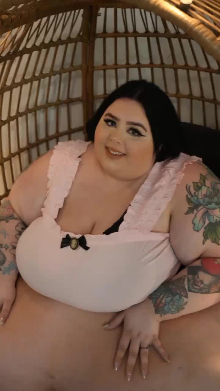 🖤🖤Adeline 🖤🖤 (@ssbbwadeline) - Urlebird