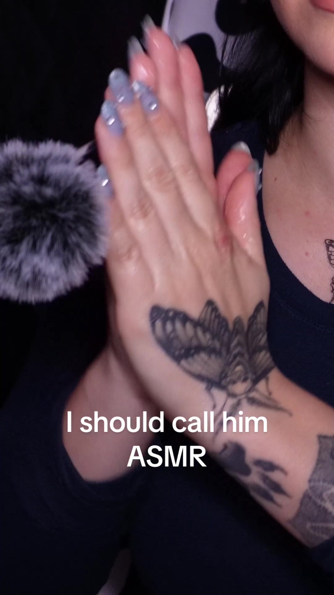 Simone ASMR (@simoneasmrlives) - Urlebird
