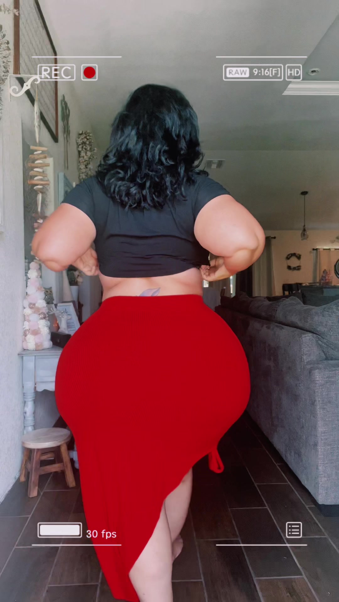 Miss Hourglass (@misshourglass2.0) - Urlebird