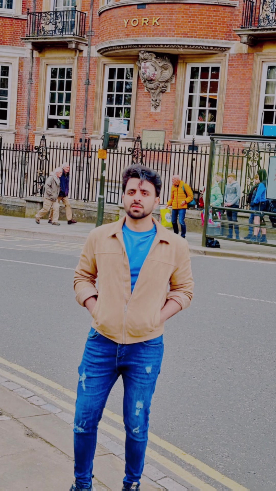 Aftab Ahmad (@aftab.ai) - Urlebird