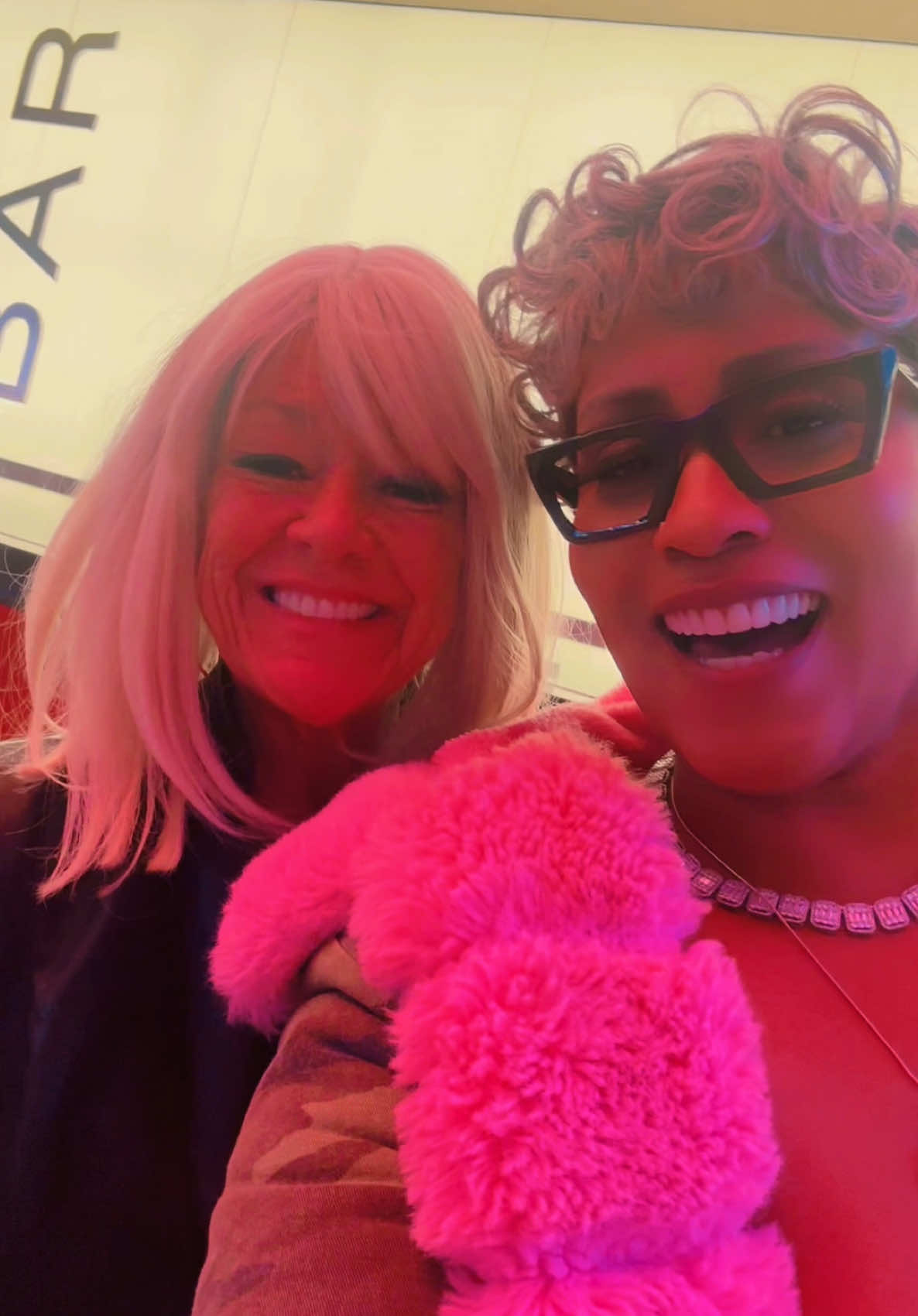 Granny Go Dumb (@grannygodumbofficial) - Urlebird