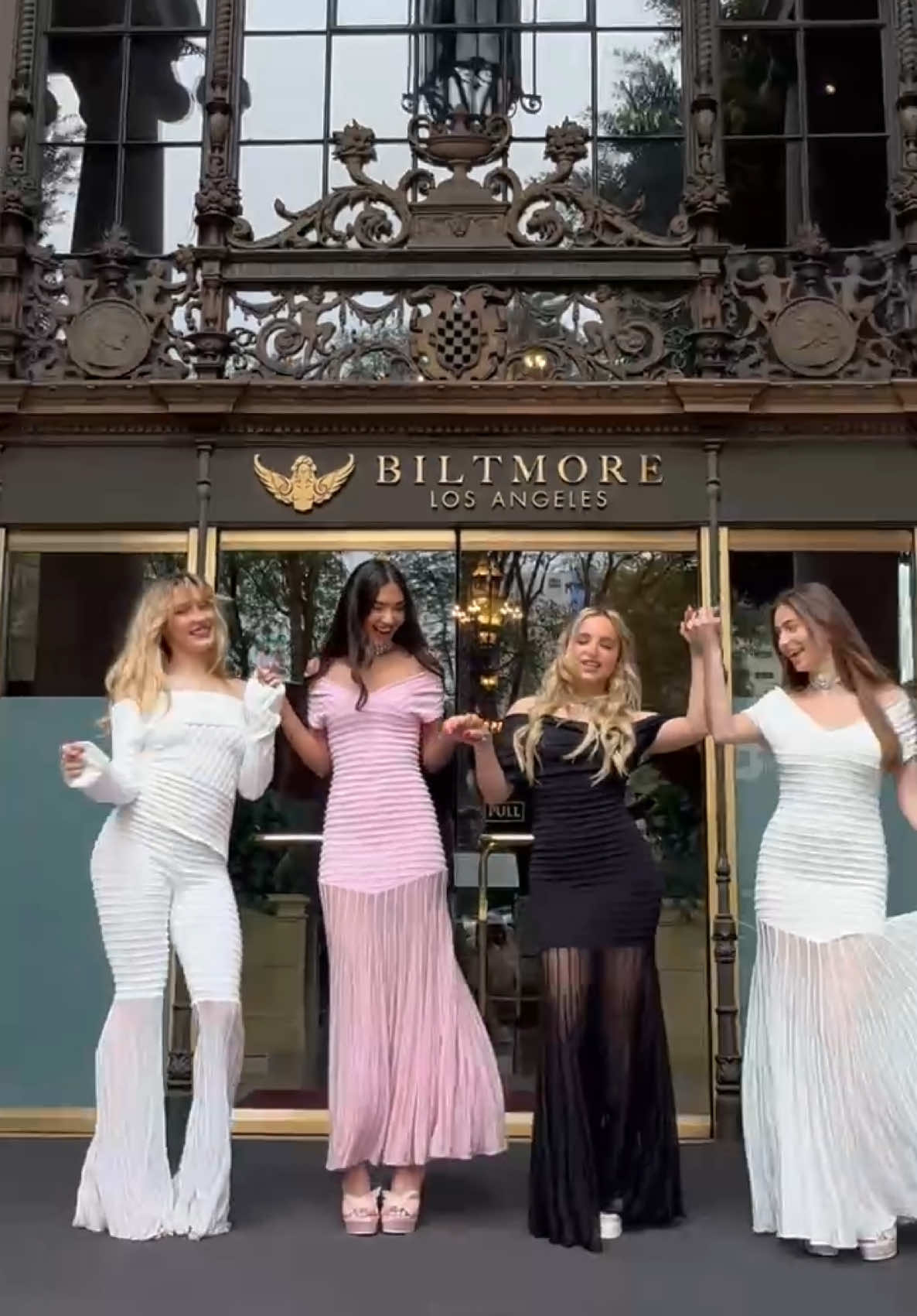 tecca emily_santtt (@emily_santtt)