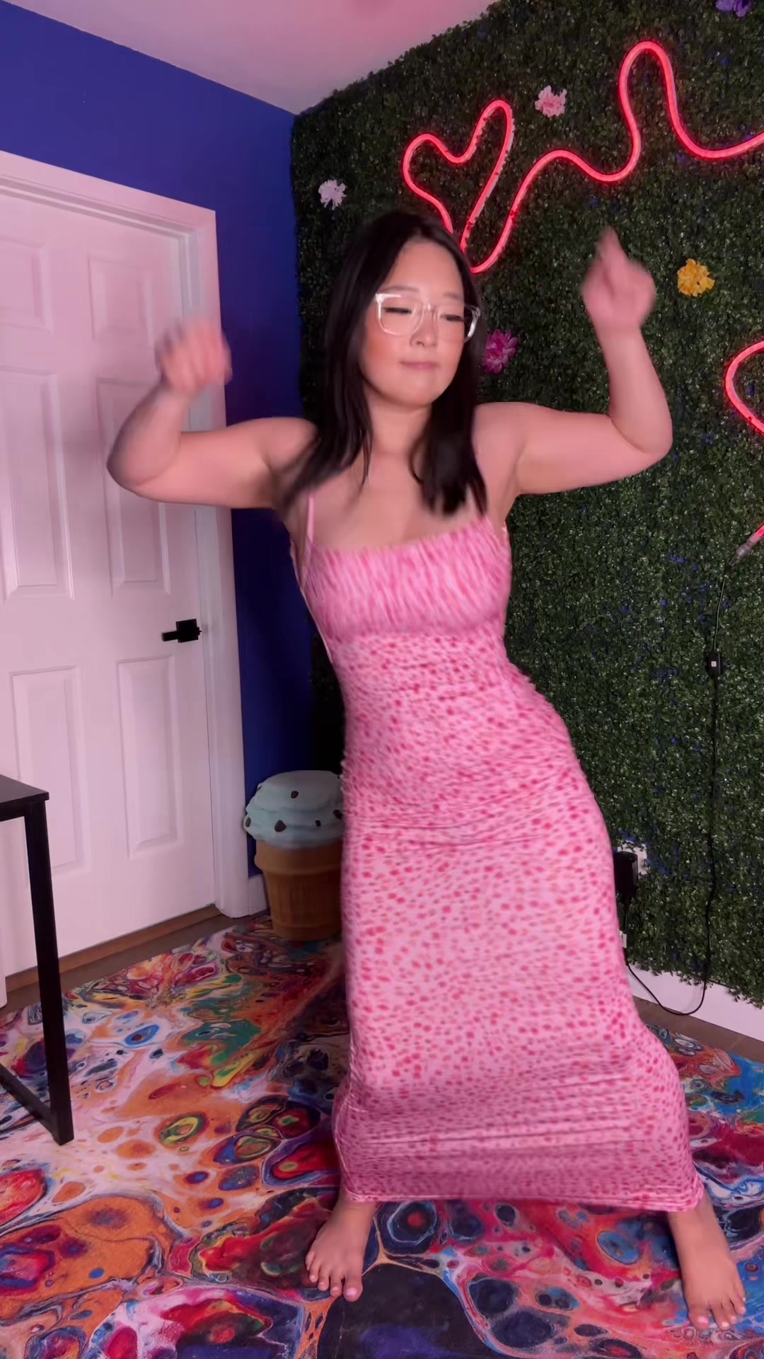 Kimberly Yang (@officialkimyang) - Urlebird