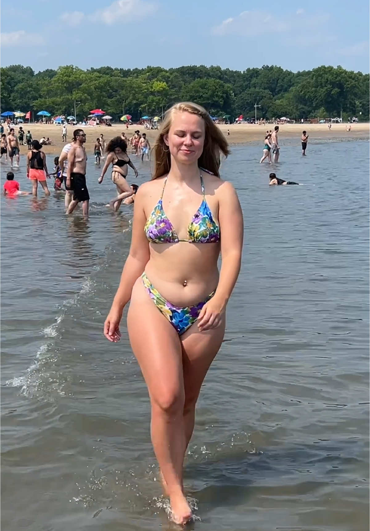 melanie_rose_99 (@melanie_rose_99) - Urlebird