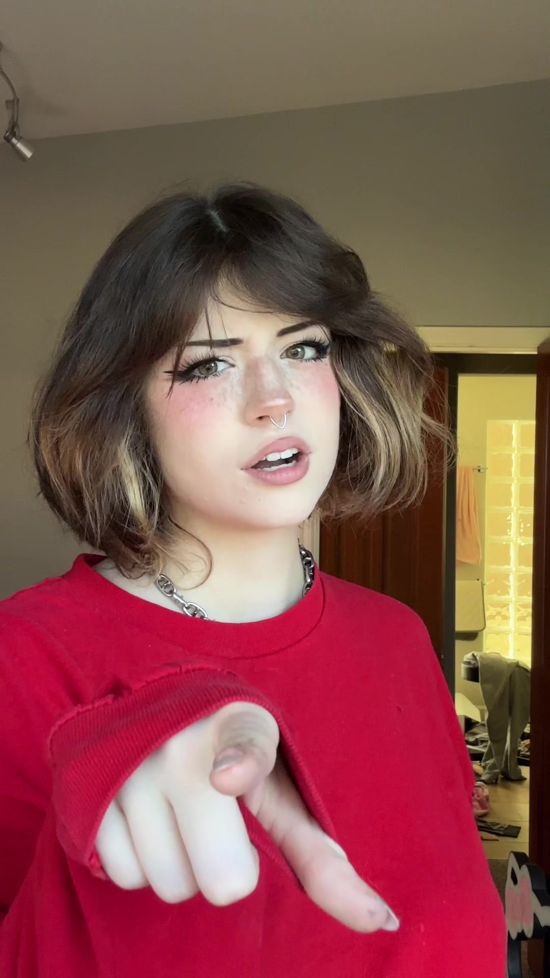 hannah owo (itshannahowo) Urlebird(02)