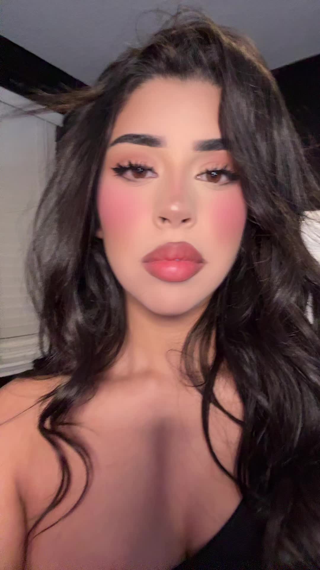 Melissa 🍒 (@melissagstm) - Urlebird