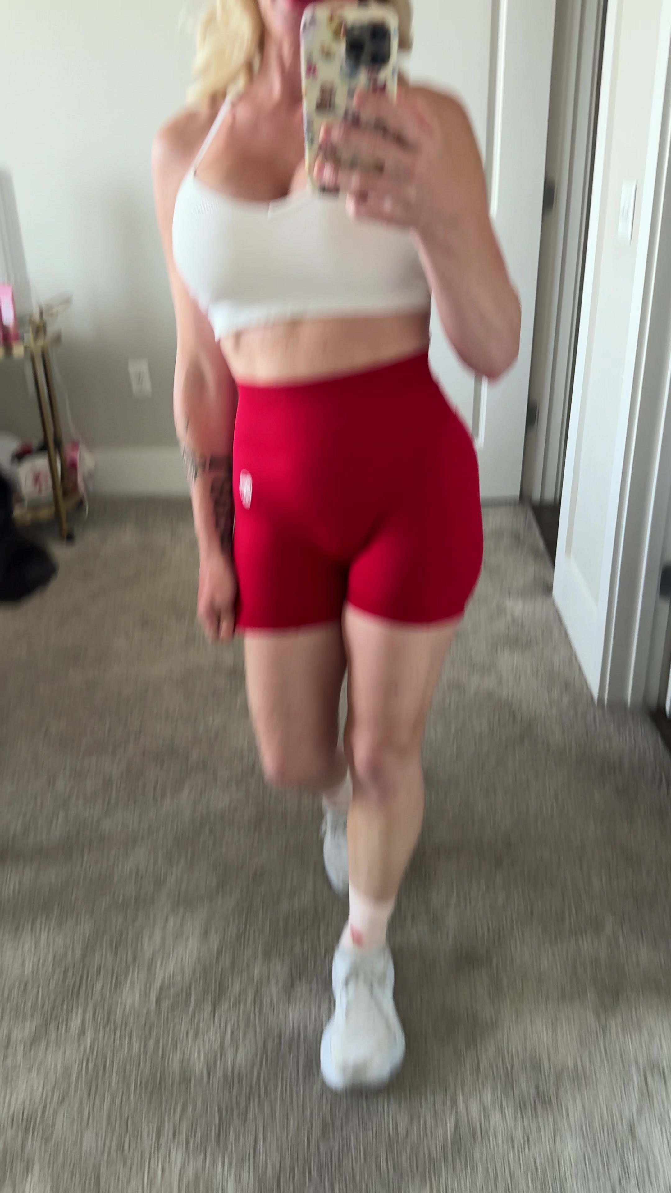 loreleifinds (@lorelei.finds) - Urlebird