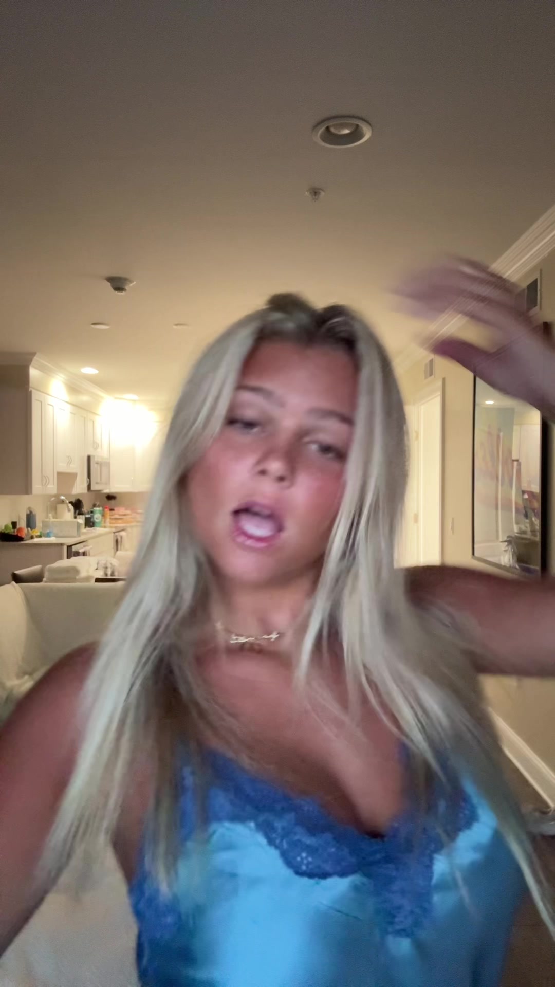 Bonnie Blue teaching Julia Filippo that Bonnie (@bestofbonnieblue)
