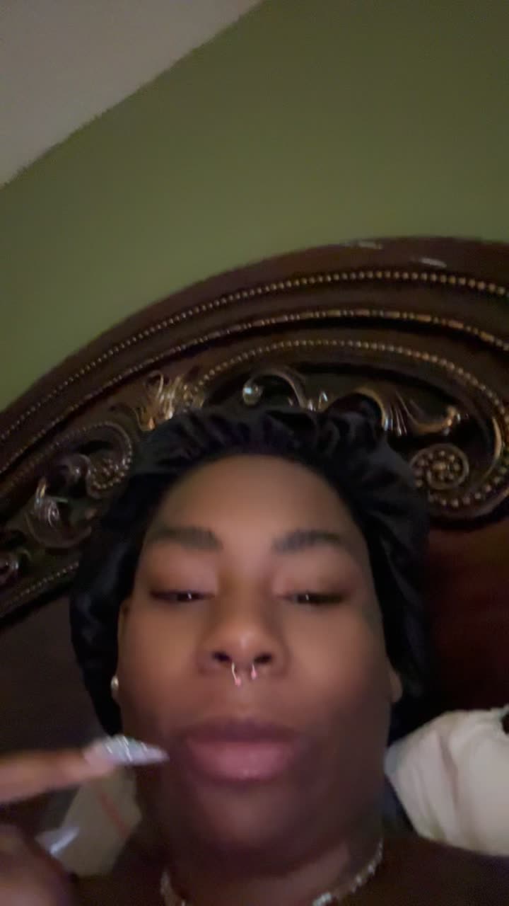 Shawnna Jonnell (@shawnnajonnell) - Urlebird