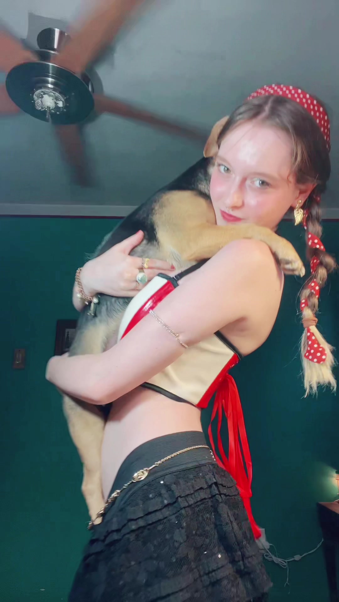 unoangryone (@unoangryone) - Urlebird