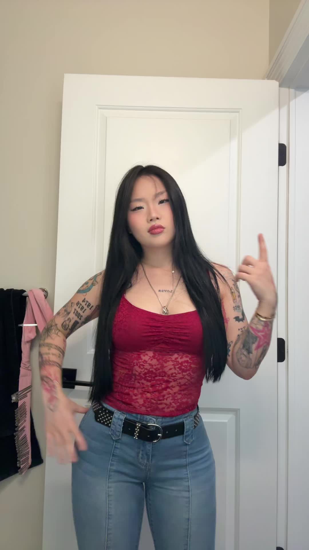 arlene lee (@arlene1ee) - Urlebird