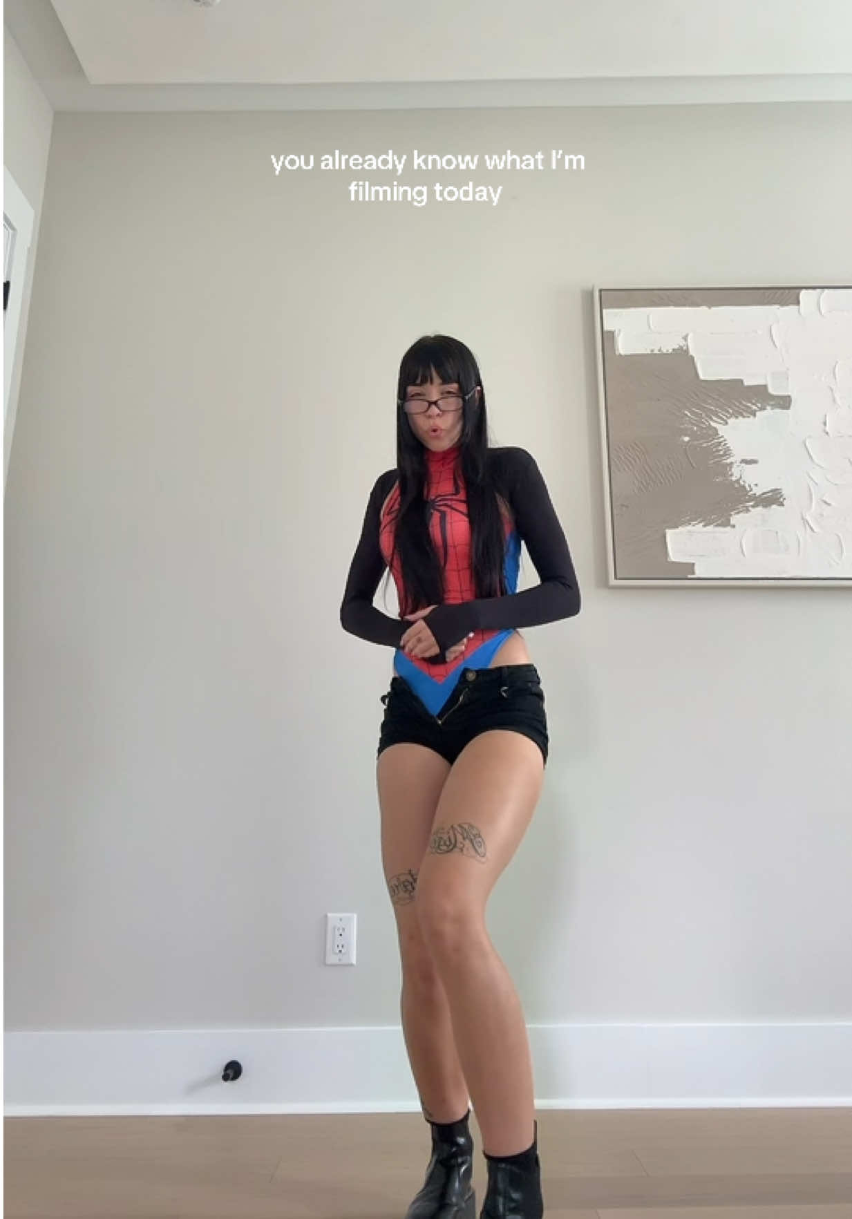 Kalin (@xqueenkalin) - Urlebird