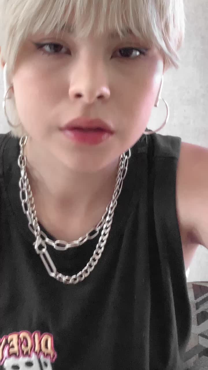 0-hearts-0-shares-0-elva-pishkuni