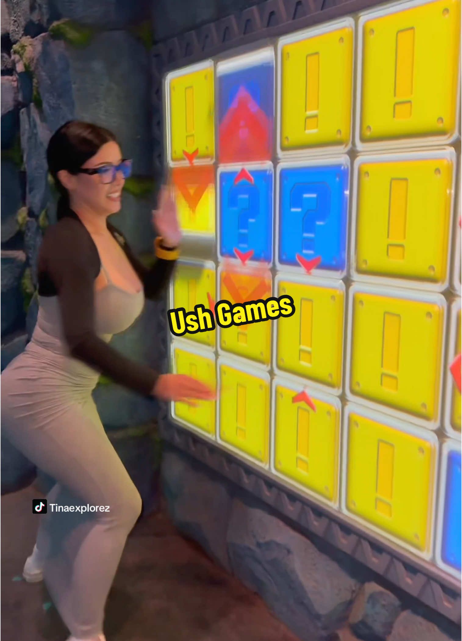 I don’t remember this game being that | Tina 🎟️ (@tinahxplorez)